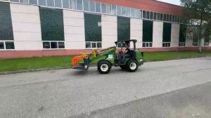 МП 500 с индустриальными захватами ковшевыми