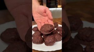 Конфеты в магазине больше не покупаю