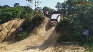 Внедорожник Haval H9 может смело сказать что этот склон меня не беспокоит