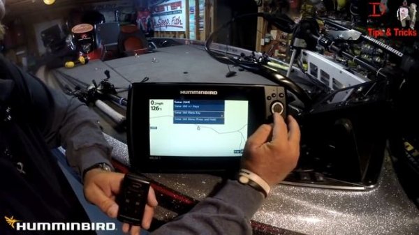 Humminbird HELIX и пульт дистанционного управления AS RC1 Bluetooth Remote