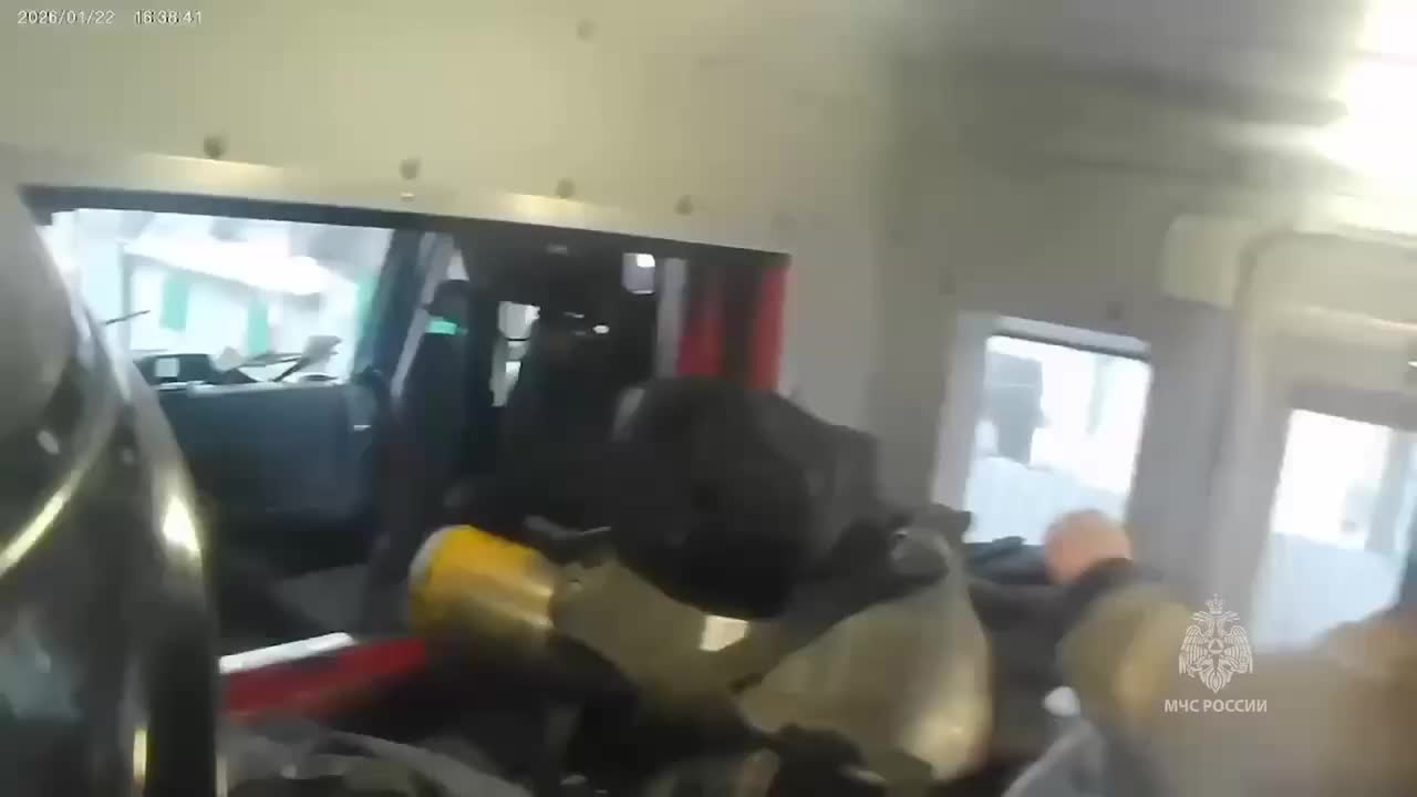 Горловские огнеборцы ликвидировали пожар в Калининском районе смотреть онлайн