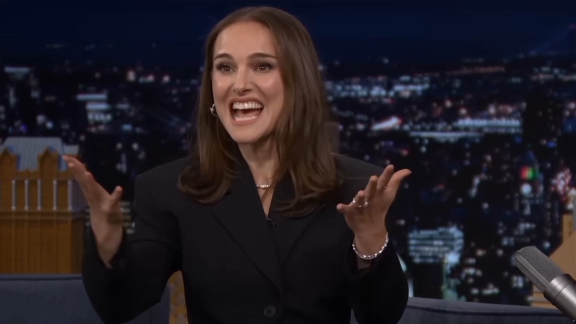 Одноклассники Натали Портман думали, что она выиграет в Jeopardy, а не получит «Оскар» | The Tonight смотреть онлайн