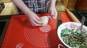 Дагестанское «чуду» с творогом и зеленью.