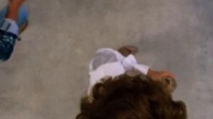 Чужие среди нас 2026 Холли выкинула Алишера Курманалиева из дома