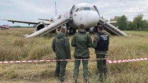 Посадившему самолет в поле в 2023 году пилоту предъявили иск на 119 млн рублей