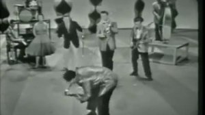 Louis Prima   Just a Gigolo  I Ain't Go Nobody, 1959 г.