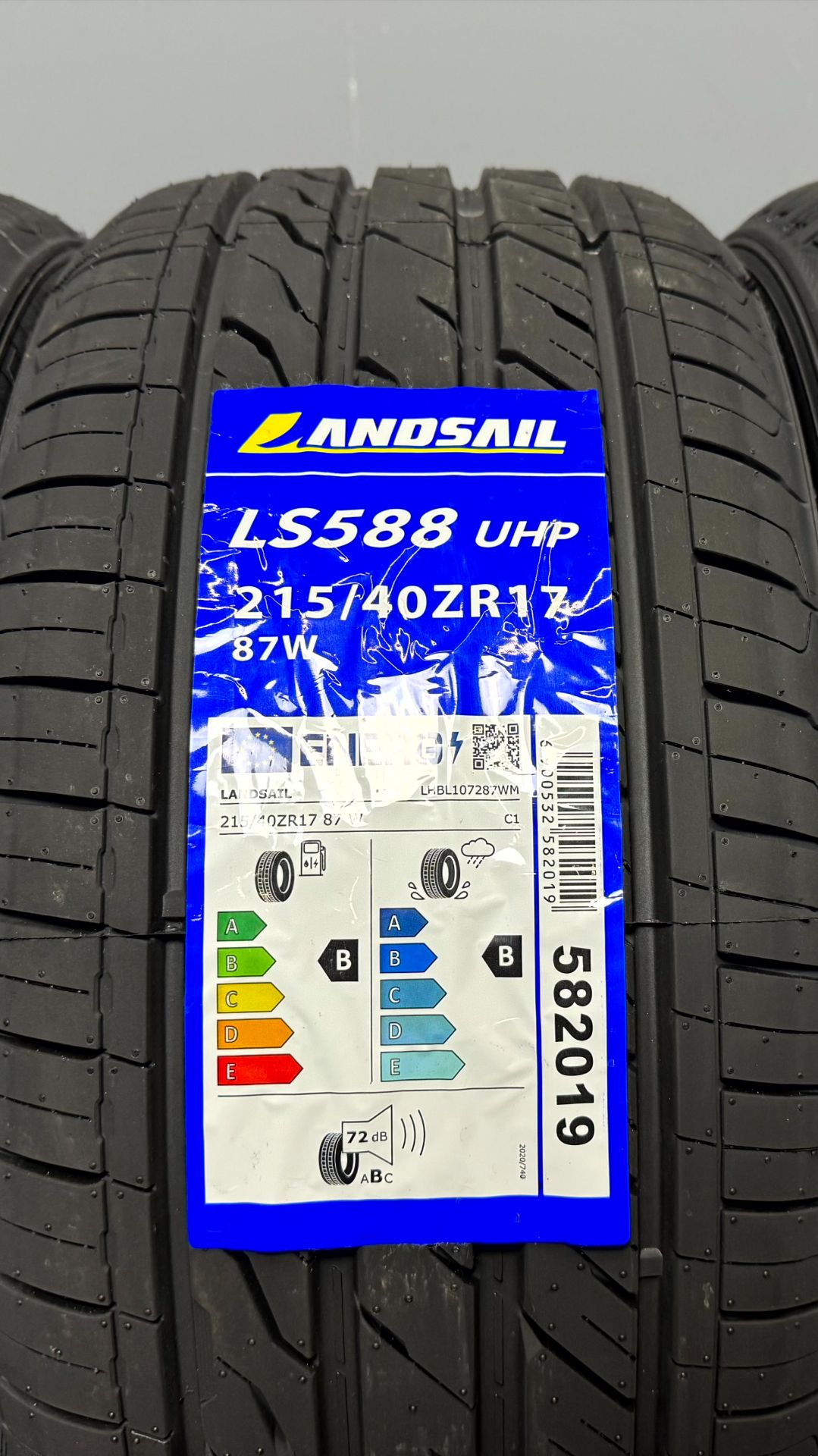 LS588 UHP