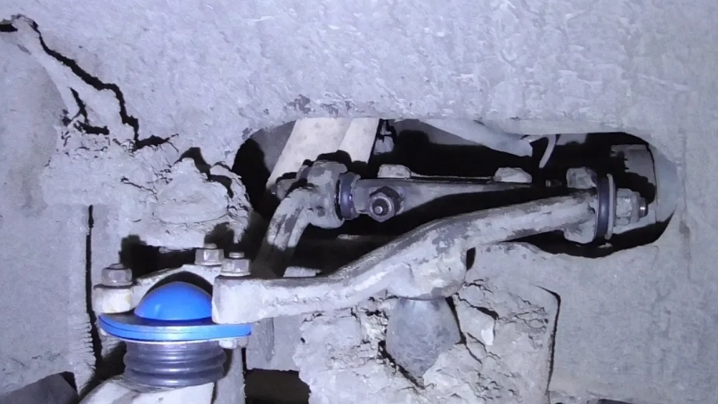 Замена сайлентблоков верхнего рычага ВАЗ 2121 Нива смотреть онлайн