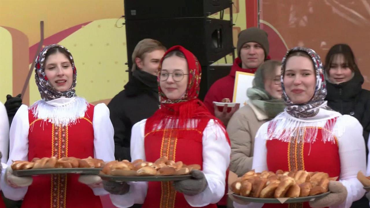 В России уже начали отмечать День студента. смотреть онлайн