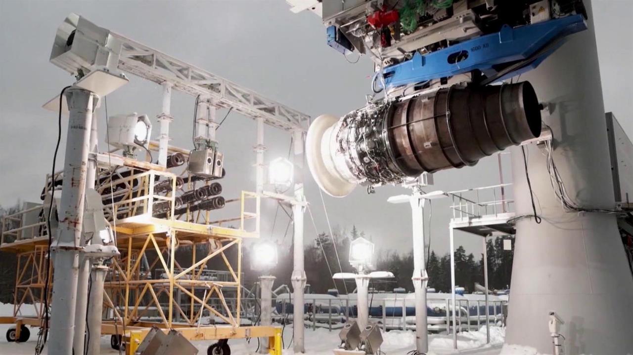 Новейший авиадвигатель ПД-8 успешно прошел проверку на столкновение с птицами. смотреть онлайн