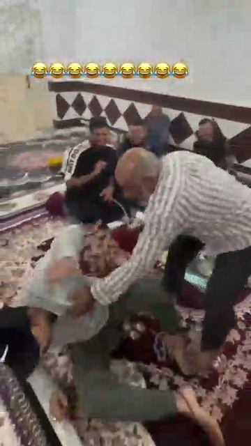 Сын пинается смотреть онлайн