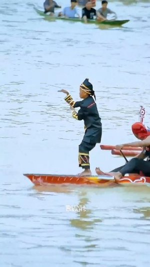 Удивительно!! Индонезийский танец Паку Джалур снова стал вирусным за рубежом.