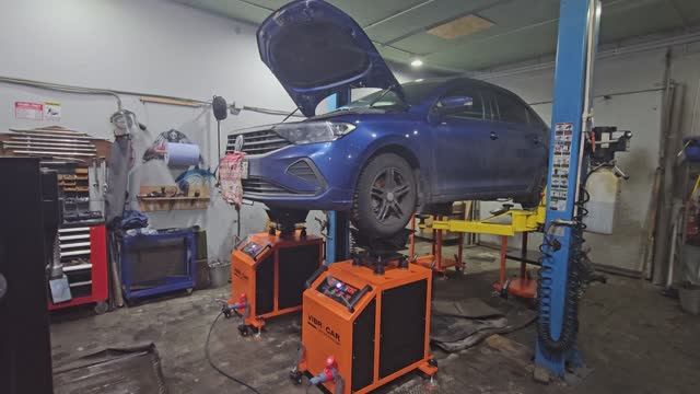 VOLKSWAGEN POLO | Диагностика подвески на новом оборудовании, вибростенд VIBRO CAR