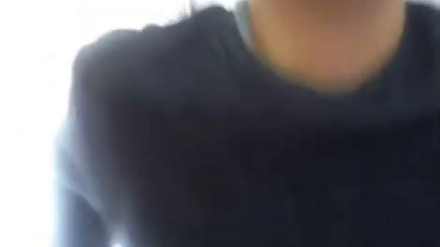 Komputersem целует монитор и лыбится как псих [get.gt] смотреть онлайн