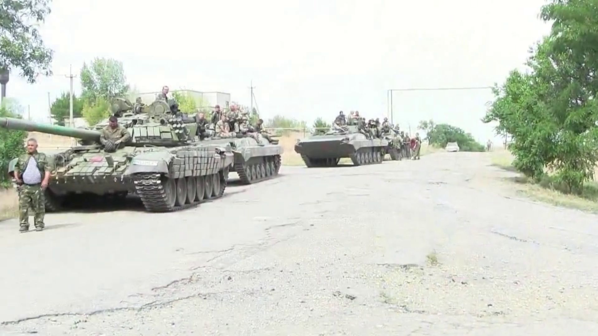 Лето 2014 г. в ЛНР. Под Лутугино. смотреть онлайн