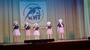 Вокальная группа Голос с песней «Пела ласточка»