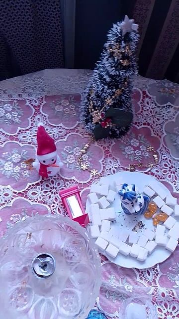 видио выложите сахаром подкову канфетами смотреть онлайн