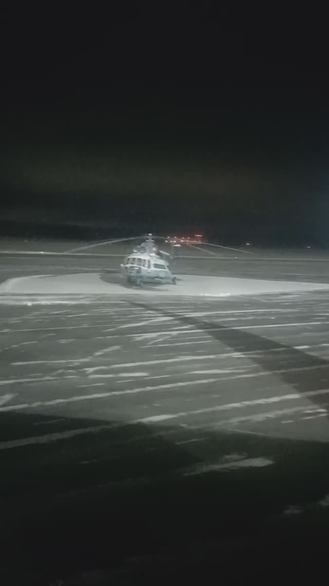 Рулежка после приземления, часть IV Самолёт - Боинг 737-800 смотреть онлайн