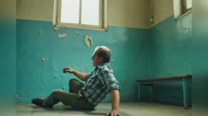 +..на нас взирает синева..