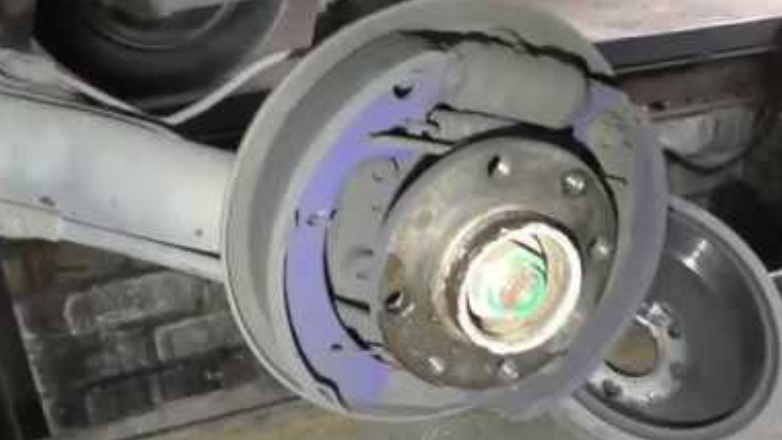 Замена подшипника задней ступицы ВАЗ 1118 Калина смотреть онлайн