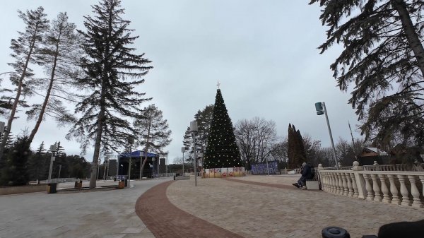 Кисловодск. Прогулка по городу. Дом у озера Моне, замок, лагерь, озеро, Комсомольский. парк. 2 часть