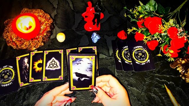 ☝️❤️Его или Её чувства , мысли, действия❗️Смотрим на Ведьминых Рунах🧙🏻_♀️❤️ #tarot смотреть онлайн