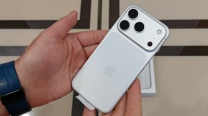 Apple iPhone 17 Pro. Распаковка.