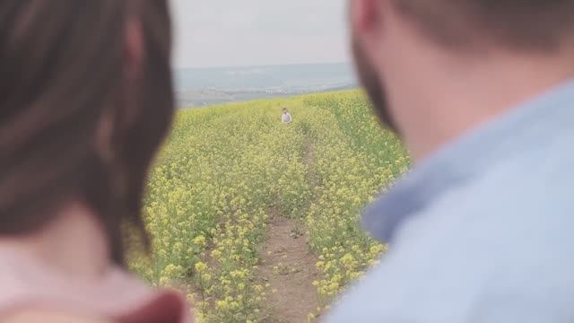 M & S смотреть онлайн