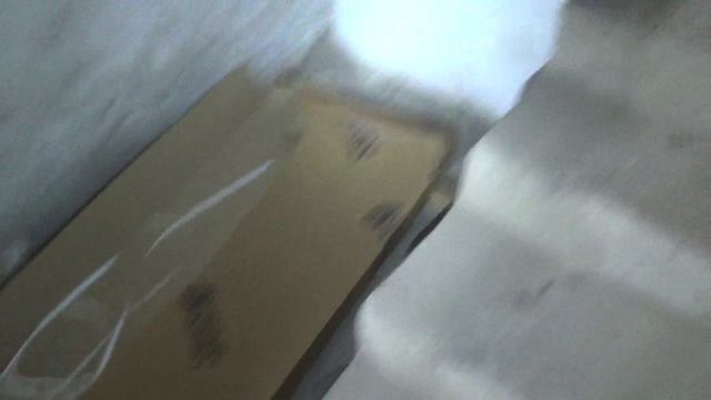 24 января 2026 года -подъезд 4 - чей-то личный мусор лежит в подъезде 2-е сутки