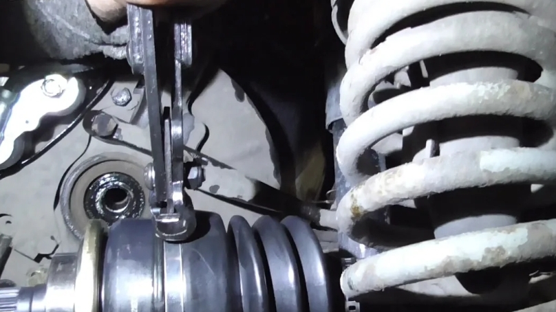 Замена наружной гранаты ВАЗ 21213 Нива Тайга смотреть онлайн