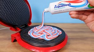 ЧТО ЕСЛИ ПРИГОТОВИТЬ ЗУБНУЮ ПАСТУ и НУТЕЛЛУ и в ВАФЕЛЬНИЦЕ?