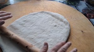 Я делаю так.Пышные казахские баурсаки.