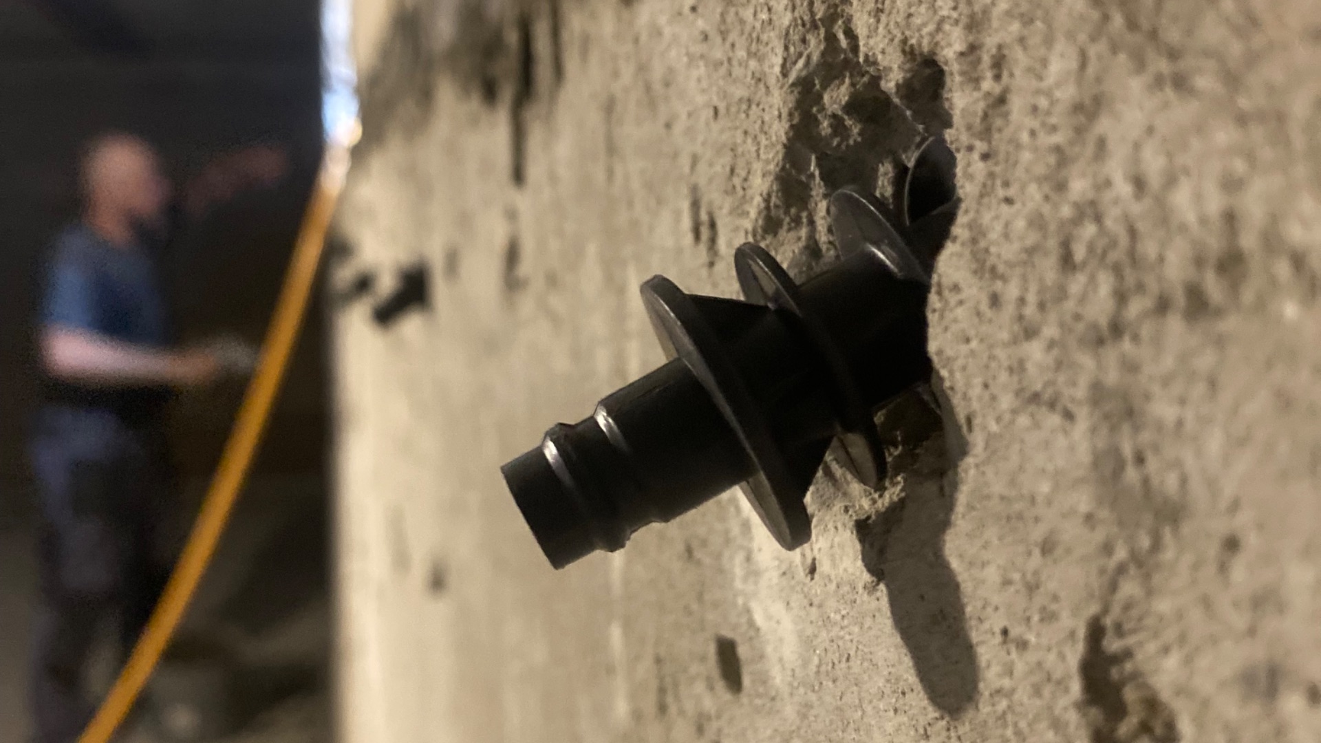 Инъекционное заполнение пустот микроцементами