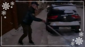 Ейск завалило снегом. Ледяной дождь. Обычные будни...