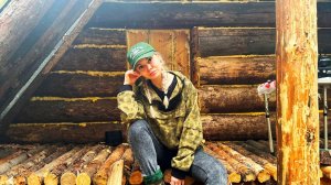 КАТАЕМСЯ СО ЗЛАТОЙ НА МОТОЦИКЛАХ. НОЧУЕМ В УЮТНОЙ ИЗБУШКЕ В ЛЕСУ