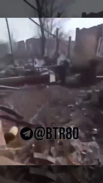 Заброс ТМки в логово противника от первого лица русского бойца.