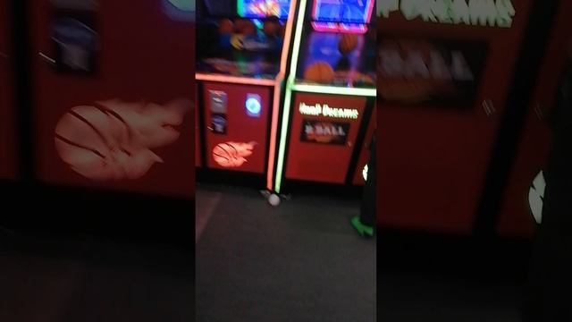 Крутиттим парк возле сити молла