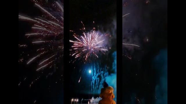 салют.mp4 смотреть онлайн