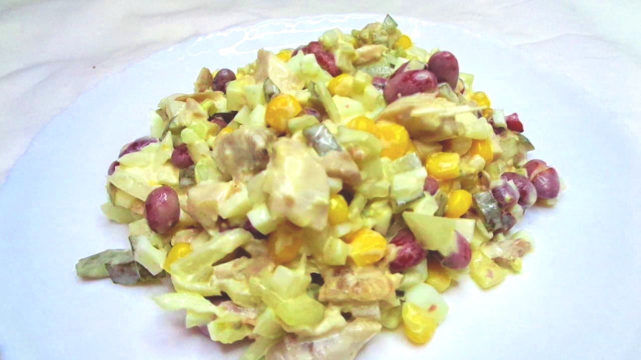 Салат с курицей и фасолью, вкусный и простой в приготовлении