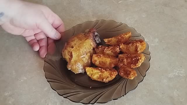 Ужин из куриного бедра для Принцев и Принцесс!!! смотреть онлайн