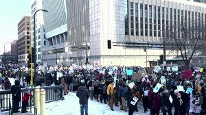 Массовая забастовка охватила американский штата Миннесота.