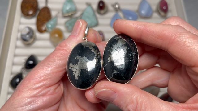 ЦВЕТЫ В КАМНЕ 🌺 27.01.2027 смотреть онлайн