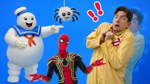 Супергерои помогают Артёму 🦸 | Охотник за привидениями | Для детей