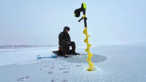 ВПЕРВЫЕ ЗДЕСЬ РЫБАЧУ! Волгоградское водохранилище. Поиск судака.