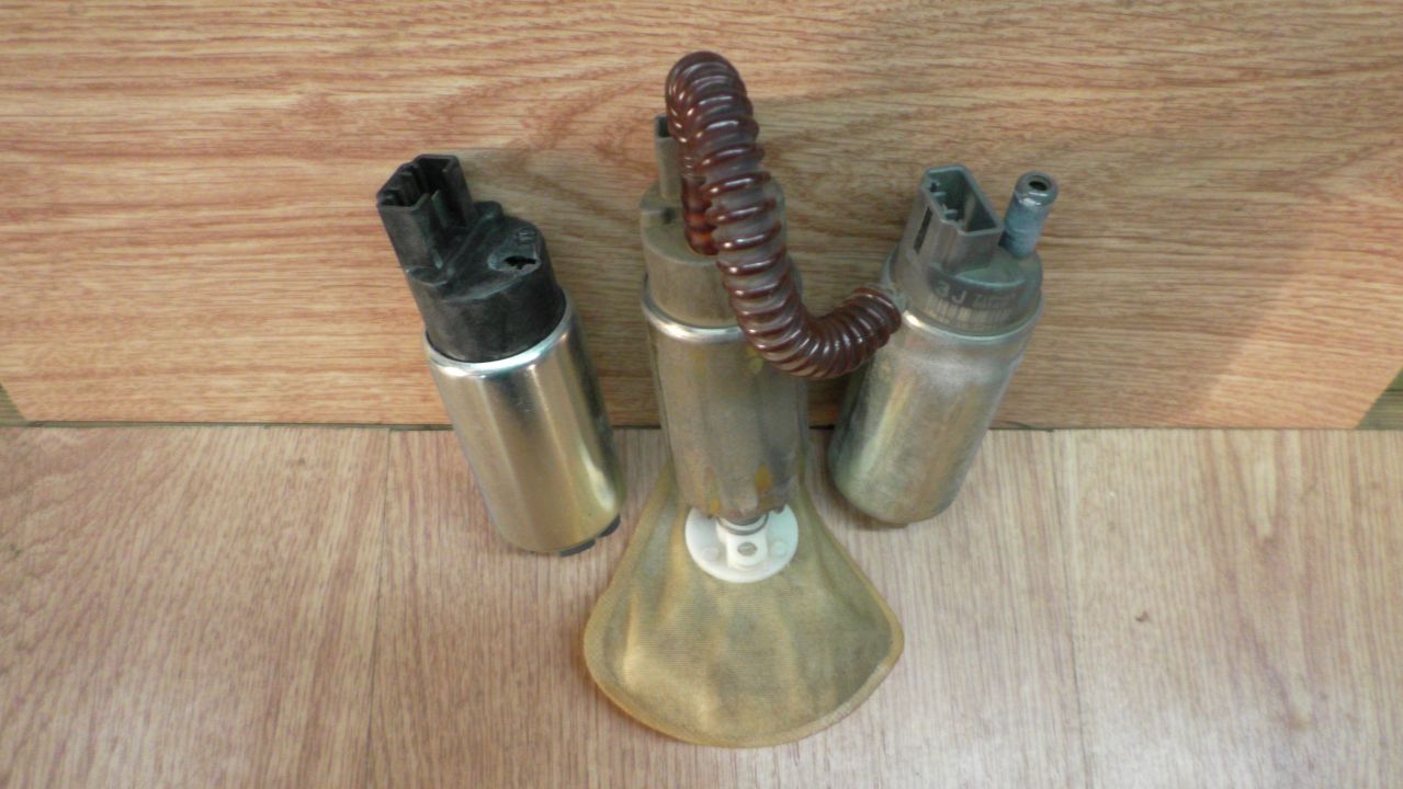 Эта самоделка поможет Вам, заставить бензонасос работать и добраться до дома. Или до места ремонта. смотреть онлайн