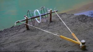 Хитрая приспособа для рыбалки.