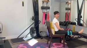 Как растянуть подколенные сухожилия и убрать скованность. How to relief Knee Stiffness (Eng)