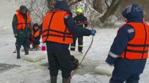 Спасатели из нескольких регионов ищут двоих детей в Брянске.