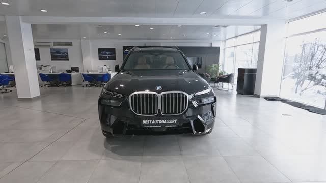 BMW X7 xDrive40i 2022 из США, Manheim Grade A, M Sport, Sky Lounge и 6‑местным салоном смотреть онлайн