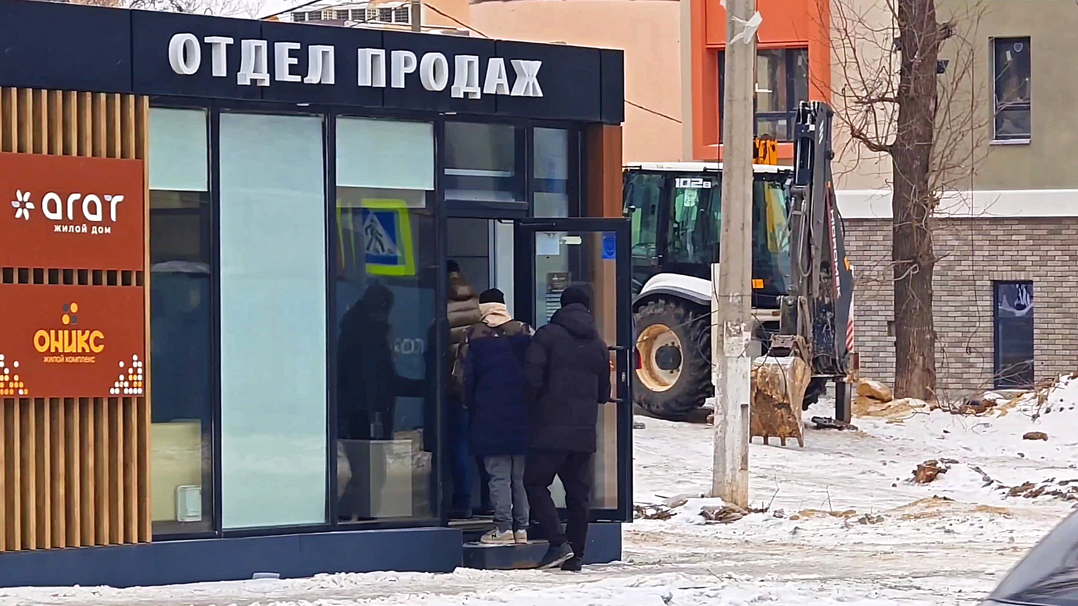 МАРИУПОЛЬ Жители начали Активно Скупать КВАРТИРЫ в Этих Домах🏬Восстановление Жизнь СЕГОДНЯ смотреть онлайн